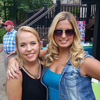 Laura Weatherly Photo 12