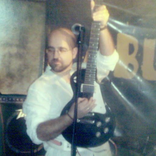 Luis Campuzano Photo 22