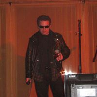 Eric Mccartney Photo 6