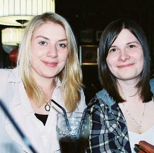 Nicole Edwards Photo 40