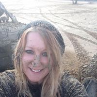 Danielle Smith Photo 36