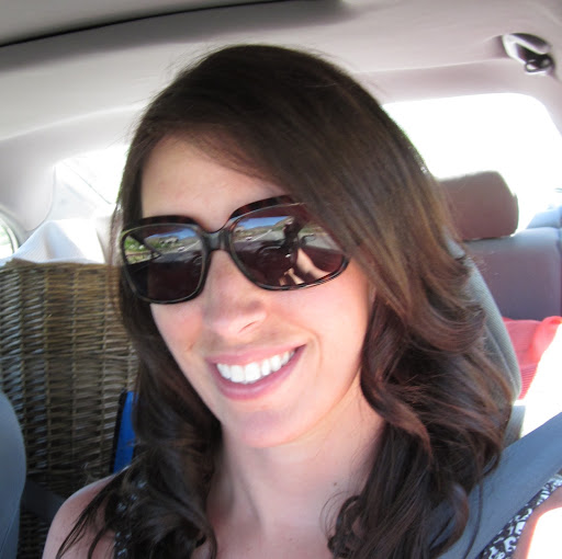 Sarah Armstrong Photo 30