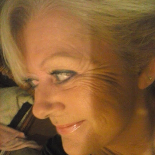 Sandra Dalton Photo 38