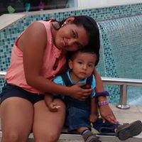 Carmen Esteves Photo 15