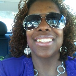 Felecia Holmes Photo 7