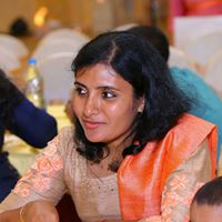 Elizabeth Chacko Photo 27