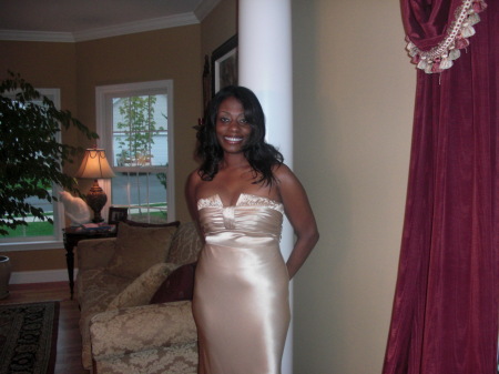 Tracy Robinson Photo 20