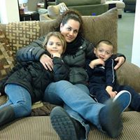 Corinne Roberts Photo 27