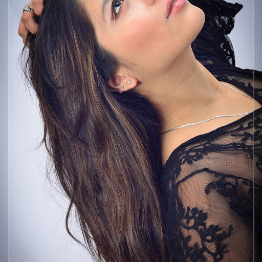 Maria Roldan Photo 14