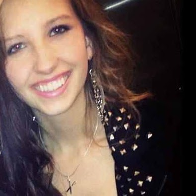 Emily Nelson Photo 26