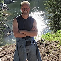 Bruce Holt Photo 11
