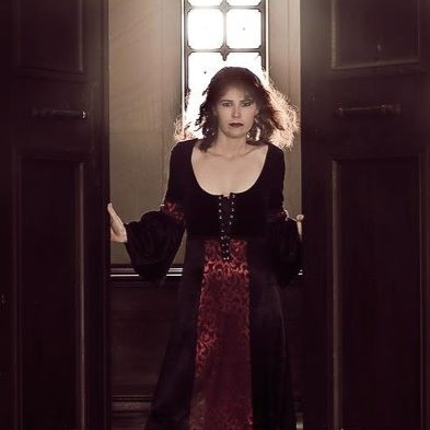 Sarah Wilson Photo 22