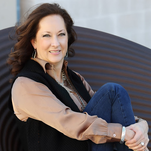 Janet Hendrick Photo 8