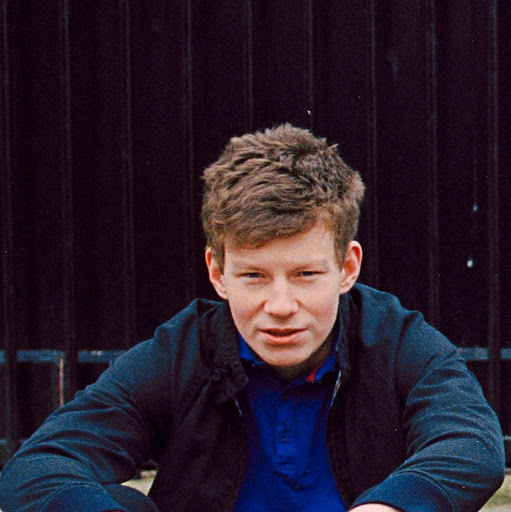 Robin Young Photo 11