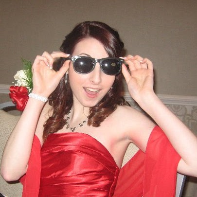 Erin Mclaughlin Photo 16