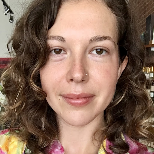 Julia Gouge Photo 5