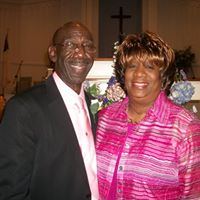 Robert Dickerson Photo 26
