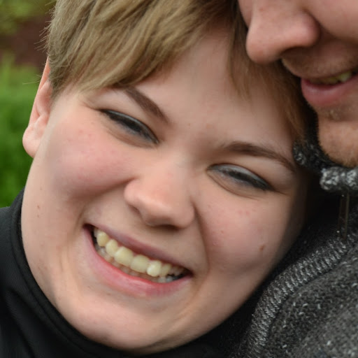 Christina Pedersen Photo 19