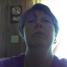 Ellen Watson Photo 37