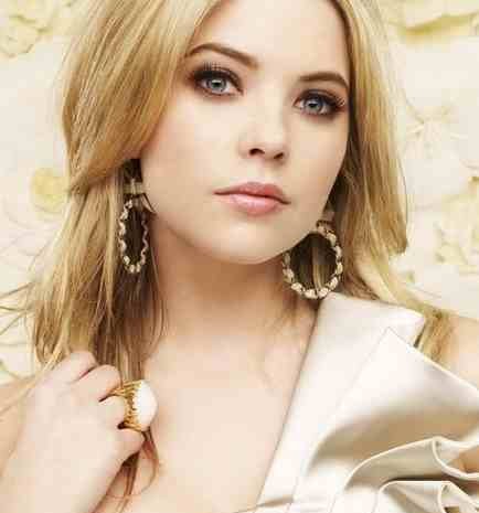 Stacey Schroeder Photo 13