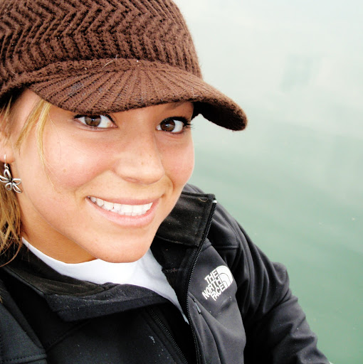 Amanda Robinson Photo 30
