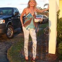 Carol Witt Photo 29