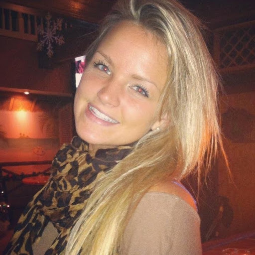 Jessica Jennings Photo 17
