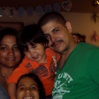 Henry Hernandez Photo 10