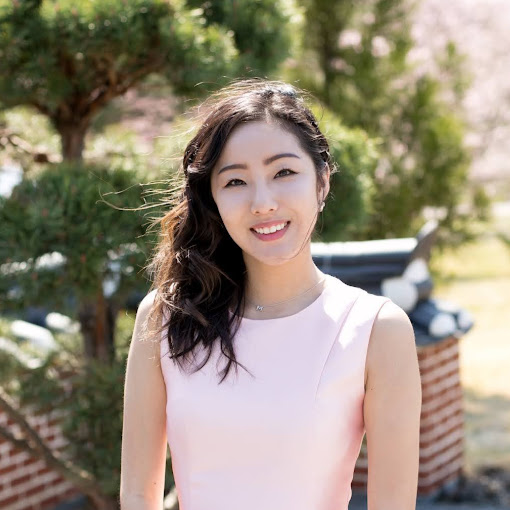 Melanie Kim Photo 15