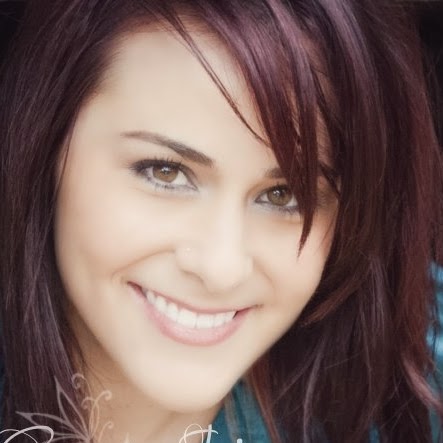 Anna Taylor Photo 55