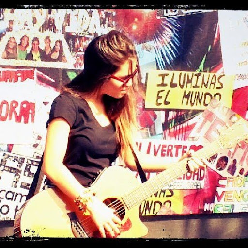 Maria Roldan Photo 10
