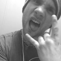 Kelly Vines Photo 12