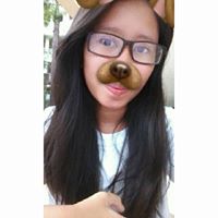 Julia Torres Photo 32