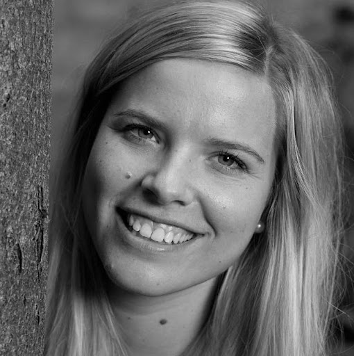 Kristina Rasmussen Photo 12