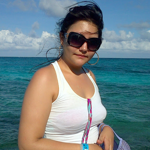 Marcela Arbelaez Photo 8