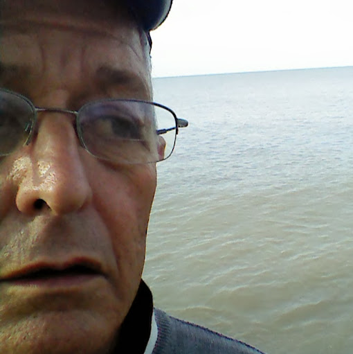 Phillip Warren Photo 22