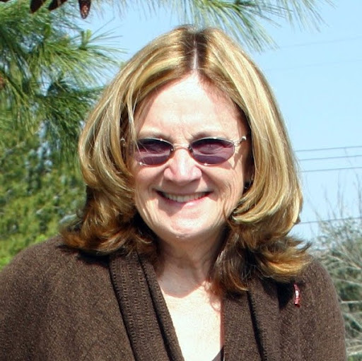 Carole Lee Photo 13