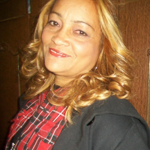 Maria Helena Photo 15
