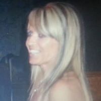 Angie Hinton Photo 11