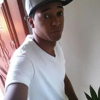 Carlos Feliz Photo 15