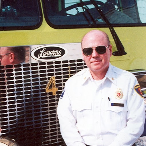 Robert Rowe Photo 33