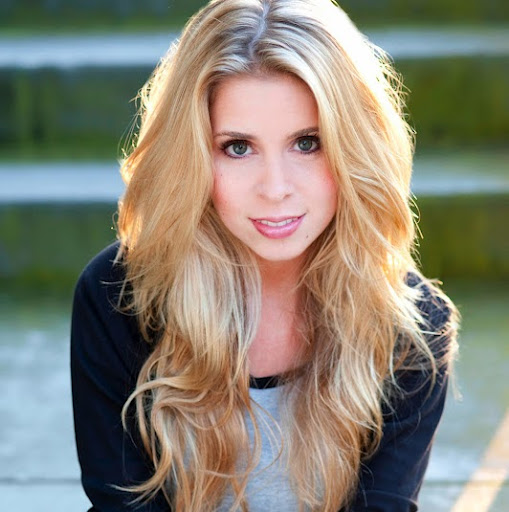 Lindsay Lamb Photo 34
