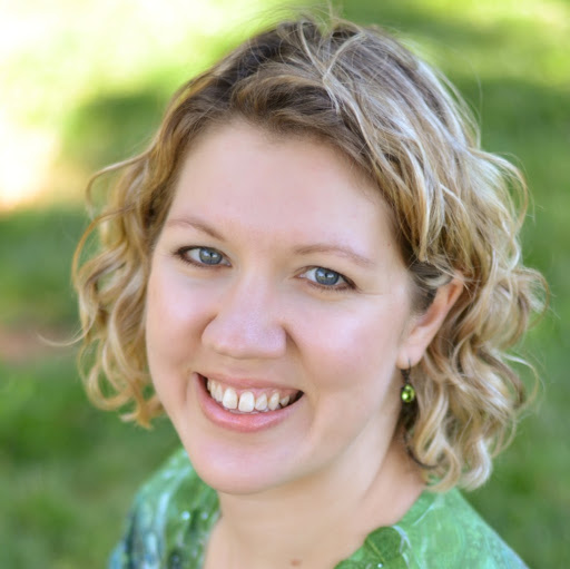 Lisa Adams Photo 41