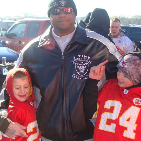 Jerry Sanders Photo 8