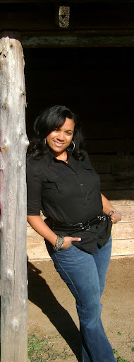 Melissa Saunders Photo 34