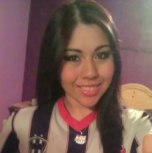 Melissa Garza Photo 23