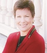 Elizabeth Martin Photo 12