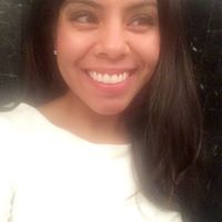 Laura Guzman Photo 21