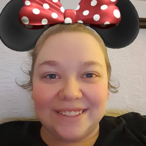 Emily Roush Photo 12