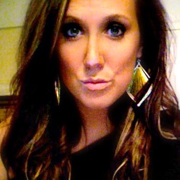 Stephanie Pearson Photo 41